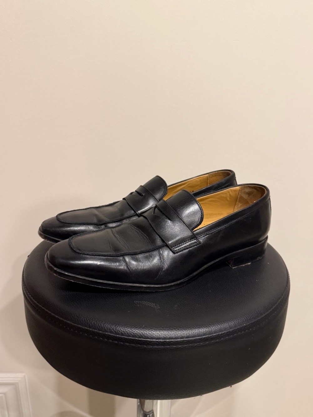 Mercanti Fiorentini Black Leather Slip-On Loafers